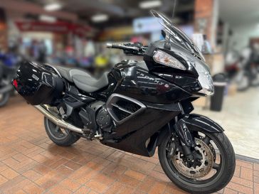 Used 2016 Triumph TROPHY SE 