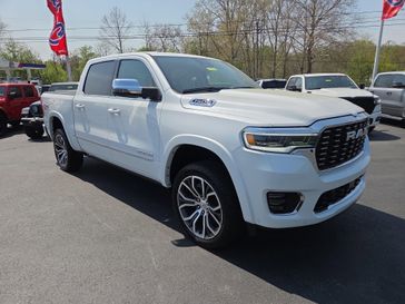 2025 RAM 1500 Tungsten Crew Cab 4x4 5'7' Box