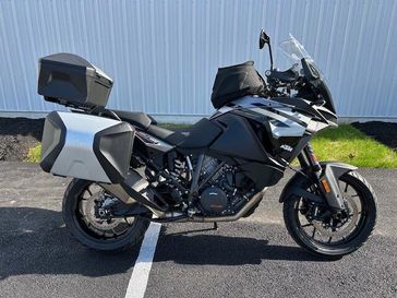 2019 KTM 1290 Super Adventure S 