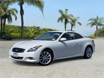 Used 2011 INFINITI G37 2dr Base