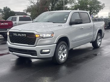 New 2027 RAM 1500 Big Horn Crew Cab 4x4 5'7' Box