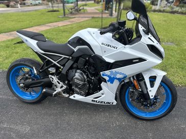 New 2026 Suzuki GSX-8R 