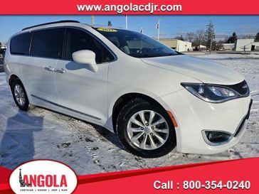 2017 Chrysler Pacifica Touring L