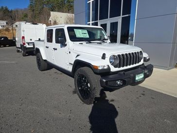 2025 Jeep Gladiator Nighthawk 4x4