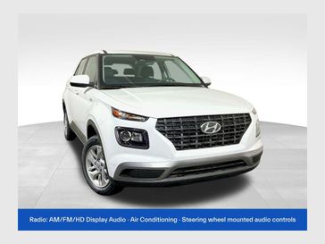 New 2026 Hyundai Venue SE