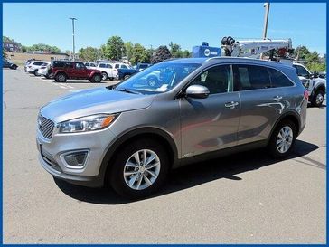 Used 2018 Kia Sorento LX