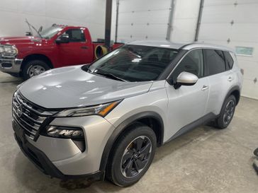 Used 2024 Nissan Rogue SV