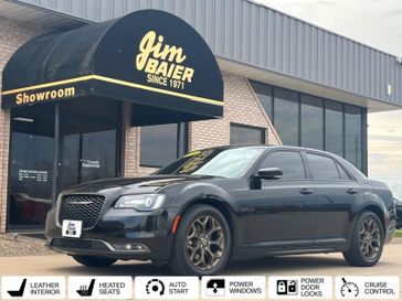 2016 Chrysler 300 300S