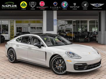 Used 2022 Porsche Panamera 