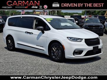 Used 2024 Chrysler Pacifica Hybrid Road Tripper