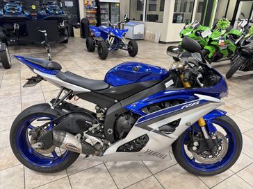 Used 2015 Yamaha YZF-R6 