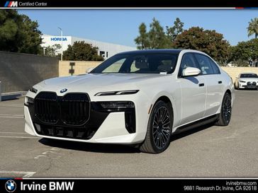 Mineral White Metallic