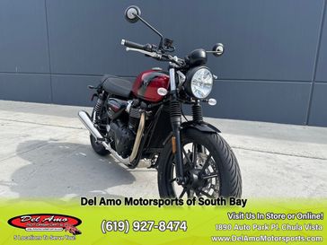 2024 Triumph SPEED TWIN 900  in a CARNIVAL RED/PHANTOM BLACK exterior color. Del Amo Motorsports of South Bay (619) 547-1937 delamomotorsports.com 