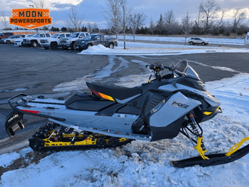 2025 SKI DOO MXZ ADR w BLIZZARD Pkg 137 600R ETEC Ice Ripper XT 125 ES 