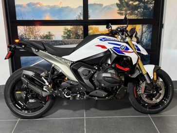 2026 BMW R 1300 R