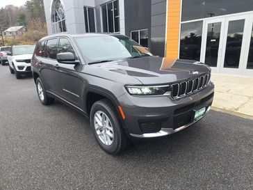 2025 Jeep Grand Cherokee L Laredo's photo