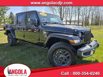 2023 Jeep Gladiator Sport S