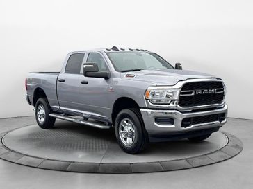 2024 RAM 2500 Tradesman Crew Cab 4x4 6'4' Box