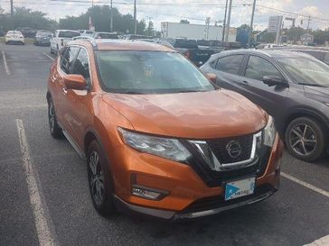 Used 2018 Nissan Rogue SL