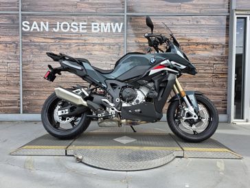 2026 BMW S 1000 XR