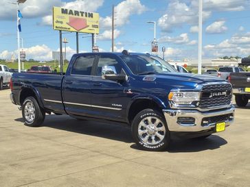 2024 RAM 3500 Limited Crew Cab 4x4 8' Box