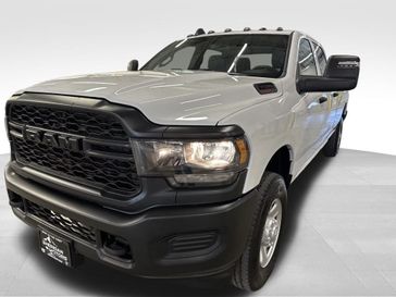 2024 RAM 3500 Tradesman Crew Cab 4x4 8' Box