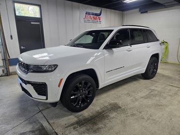 New 2026 Jeep Grand Cherokee Limited Reserve 4x4