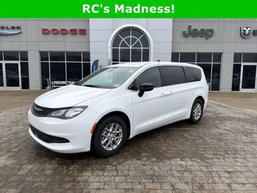 New 2026 Chrysler Voyager Lx