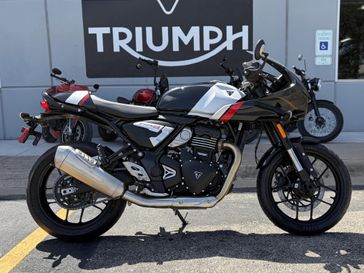 New 2026 Triumph Thruxton 400