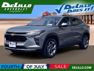 Used 2025 Chevrolet Trax LT