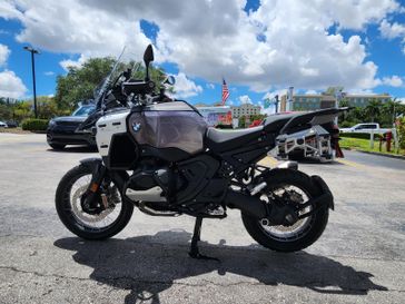 BLACK STORM METALLIC