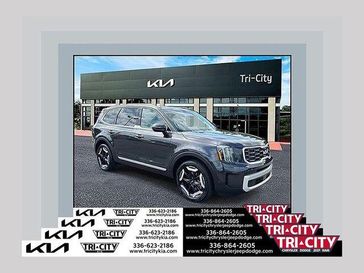 Used 2025 Kia Telluride S
