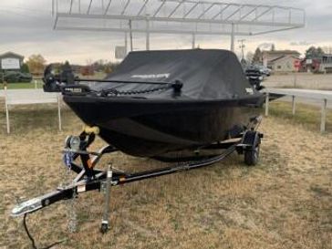 New 2025 SMOKERCRAFT EXC166DCPRO 