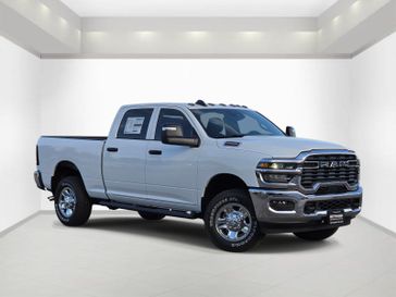 New 2026 RAM 2500 Tradesman Crew Cab 4x4 6'4' Box