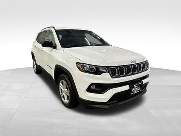 2024 Jeep Compass Latitude 4x4 in a Bright White Clear Coat exterior color and Blackinterior. Sheridan Motors CDJR 307-218-2217 sheridanmotor.com 