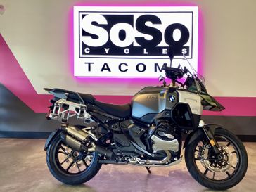 AURELIUS GREEN METALLIC M