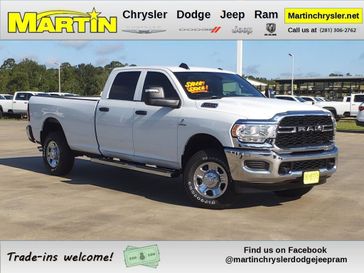 2024 RAM 2500 Tradesman Crew Cab 4x4 8' Box