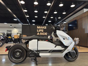 2024 BMW CE 04 - LIGHT WHITE 
