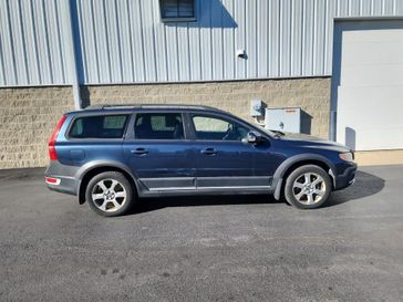 2008 Volvo XC70 Base in a Barents Blue Metallic exterior color and Anthracite Blackinterior. Wilmington Auto Center Chrysler Dodge Jeep Ram (937) 556-6430 wilmingtonautocentercdjr.com 