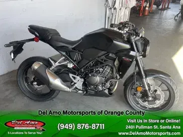 New 2025 Honda CB300R ABS 