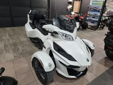 2018 Can-Am SPYDER RT 1330 