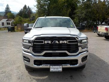 New 2026 RAM 2500 Tradesman Crew Cab 4x4 6'4' Box