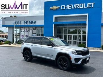 Used 2023 Jeep Grand Cherokee Altitude X