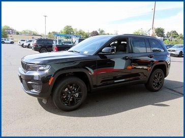 New 2025 Jeep Grand Cherokee 