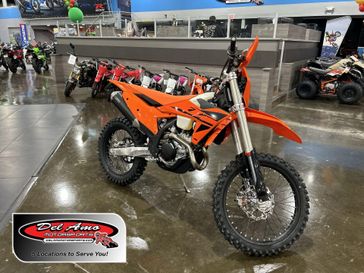 2025 KTM 450 XCF-W  in a ORANGE exterior color. Del Amo Motorsports of Redondo Beach (424) 390-7811 delamomotorsports.com 