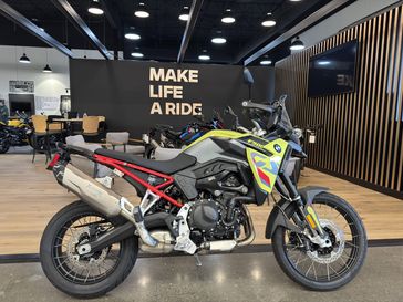 2025 BMW F 900 GS - SAO PAULO YELLOW 