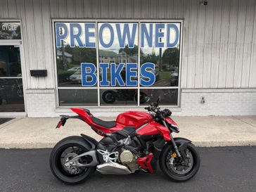 2025 Ducati Streetfighter V4 S