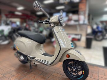 New 2024 Vespa PRIMAVERA 50 SPORT 
