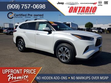 Used 2023 Toyota Highlander XLE