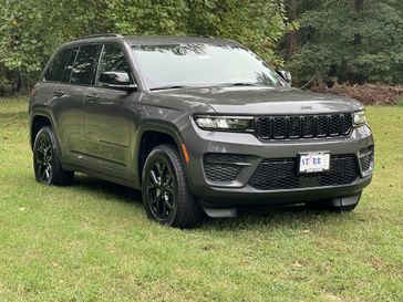 New 2025 Jeep Grand Cherokee Altitude 4x4